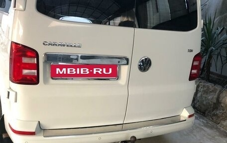 Volkswagen Caravelle T5, 2006 год, 1 650 000 рублей, 3 фотография