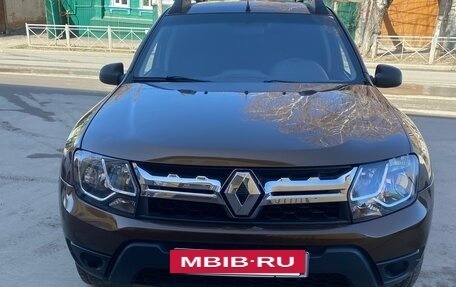 Renault Duster I рестайлинг, 2015 год, 950 000 рублей, 2 фотография