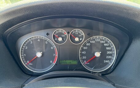 Ford Focus II рестайлинг, 2006 год, 499 000 рублей, 31 фотография