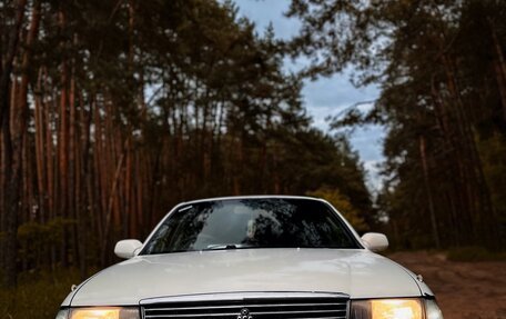 Toyota Crown, 1992 год, 470 000 рублей, 2 фотография