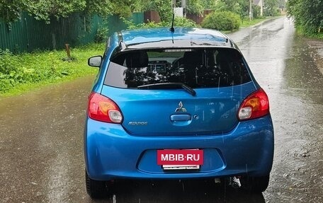 Mitsubishi Mirage VI рестайлинг, 2015 год, 690 000 рублей, 4 фотография