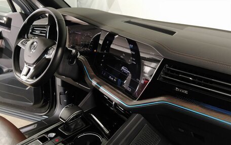 Volkswagen Touareg III, 2020 год, 4 689 000 рублей, 10 фотография