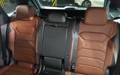 Volkswagen Touareg III, 2020 год, 4 689 000 рублей, 17 фотография