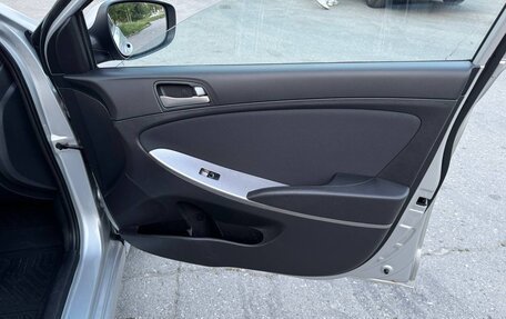 Hyundai Solaris II рестайлинг, 2015 год, 610 000 рублей, 12 фотография