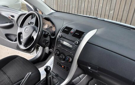 Toyota Corolla, 2008 год, 700 000 рублей, 9 фотография