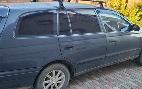 Toyota Caldina, 1994 год, 300 000 рублей, 2 фотография