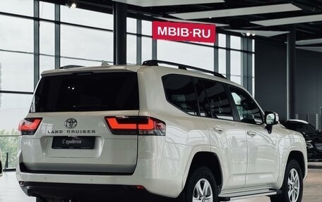 Toyota Land Cruiser, 2022 год, 9 900 000 рублей, 2 фотография