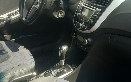 Hyundai Solaris II рестайлинг, 2011 год, 797 000 рублей, 6 фотография