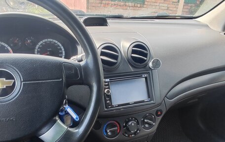 Chevrolet Aveo III, 2010 год, 550 000 рублей, 8 фотография