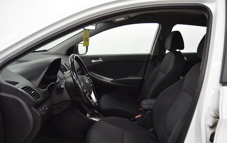 Hyundai Solaris II рестайлинг, 2015 год, 990 000 рублей, 10 фотография