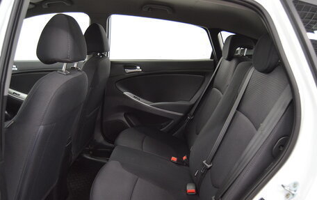 Hyundai Solaris II рестайлинг, 2015 год, 990 000 рублей, 17 фотография