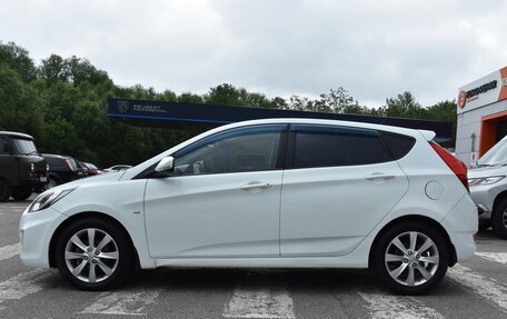 Hyundai Solaris II рестайлинг, 2012 год, 800 000 рублей, 4 фотография