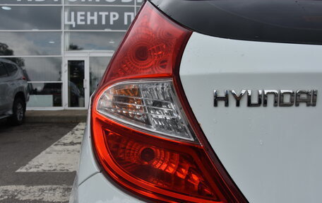 Hyundai Solaris II рестайлинг, 2012 год, 800 000 рублей, 13 фотография