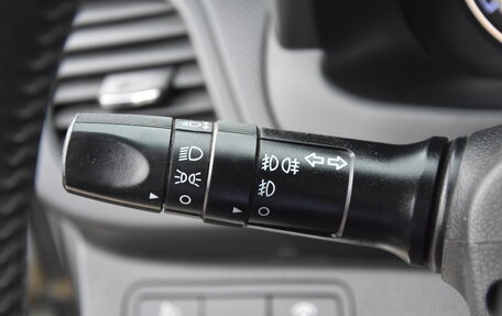 Hyundai Solaris II рестайлинг, 2012 год, 800 000 рублей, 21 фотография