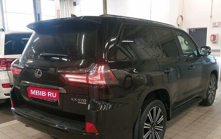 Lexus LX III, 2018 год, 5 197 000 рублей, 4 фотография