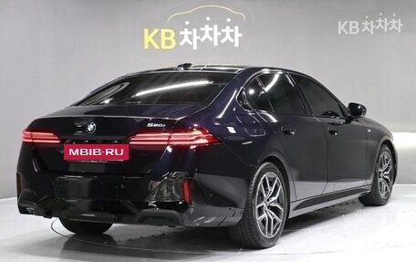 BMW 5 серия, 2024 год, 6 000 000 рублей, 3 фотография