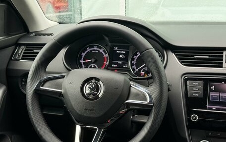 Skoda Octavia, 2019 год, 1 600 000 рублей, 13 фотография