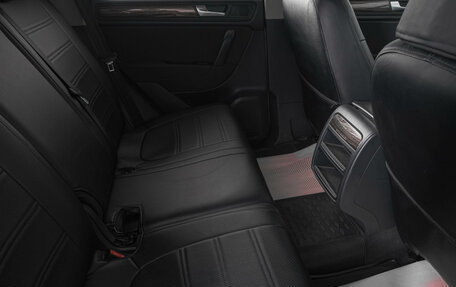 Volkswagen Touareg III, 2010 год, 2 239 000 рублей, 11 фотография