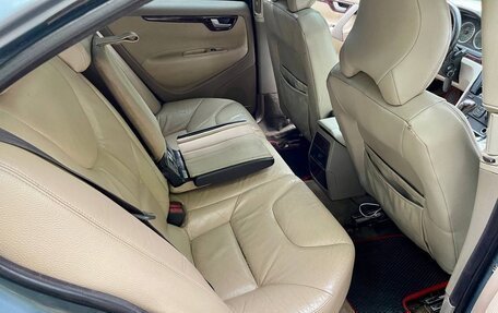 Volvo S60 III, 2002 год, 285 000 рублей, 10 фотография
