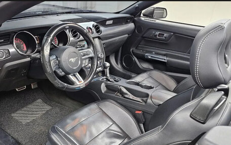 Ford Mustang VI рестайлинг, 2016 год, 2 200 000 рублей, 7 фотография