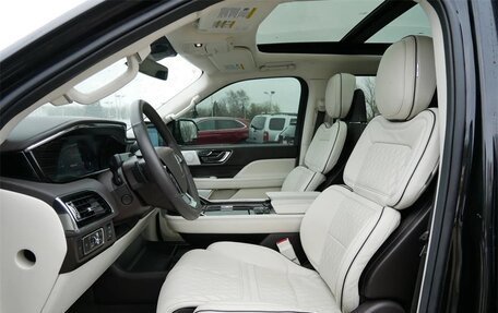 Lincoln Navigator, 2024 год, 10 900 000 рублей, 9 фотография