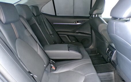 Toyota Camry, 2018 год, 2 554 400 рублей, 5 фотография
