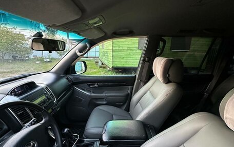 Toyota Land Cruiser Prado 120 рестайлинг, 2008 год, 2 200 000 рублей, 8 фотография