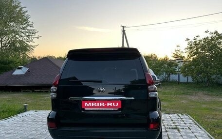 Toyota Land Cruiser Prado 120 рестайлинг, 2008 год, 2 200 000 рублей, 6 фотография