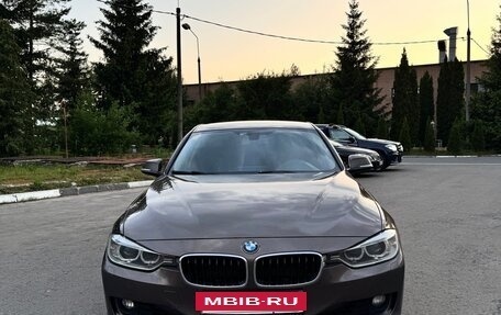 BMW 3 серия, 2014 год, 1 890 000 рублей, 2 фотография