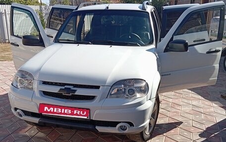 Chevrolet Niva I рестайлинг, 2014 год, 620 000 рублей, 6 фотография