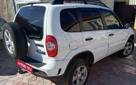 Chevrolet Niva I рестайлинг, 2014 год, 620 000 рублей, 4 фотография