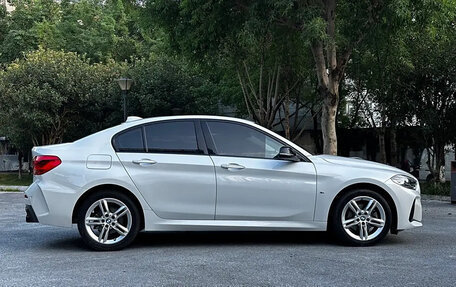 BMW 1 серия, 2022 год, 1 900 000 рублей, 4 фотография