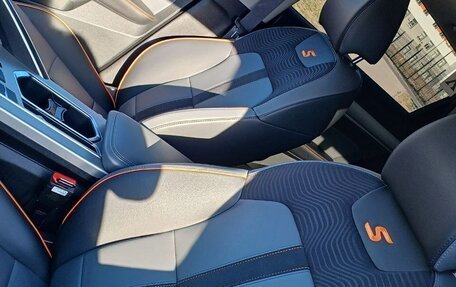 Geely Coolray I, 2023 год, 1 550 000 рублей, 8 фотография