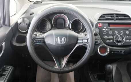 Honda Jazz II рестайлинг, 2011 год, 999 000 рублей, 12 фотография
