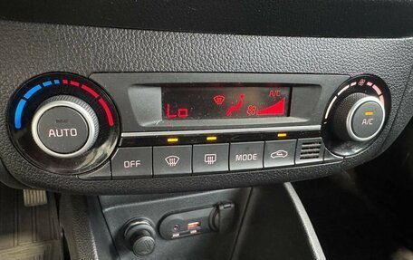 KIA Rio III рестайлинг, 2015 год, 999 900 рублей, 10 фотография