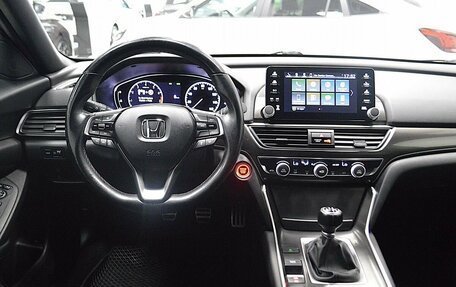 Honda Accord IX рестайлинг, 2018 год, 1 649 000 рублей, 16 фотография