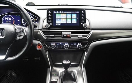 Honda Accord IX рестайлинг, 2018 год, 1 649 000 рублей, 17 фотография