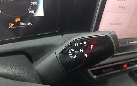 Volkswagen Tiguan II, 2024 год, 4 749 000 рублей, 6 фотография