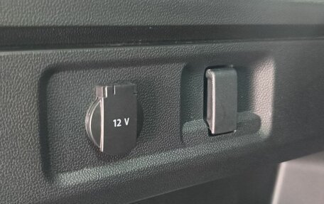 Volkswagen Tiguan II, 2024 год, 4 749 000 рублей, 26 фотография