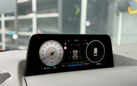 Hyundai Staria, 2021 год, 5 600 000 рублей, 3 фотография