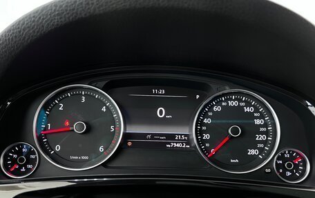 Volkswagen Touareg III, 2012 год, 2 745 000 рублей, 21 фотография