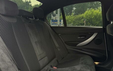 BMW 3 серия, 2016 год, 2 300 000 рублей, 19 фотография
