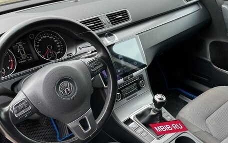 Volkswagen Passat B7, 2011 год, 1 300 000 рублей, 13 фотография