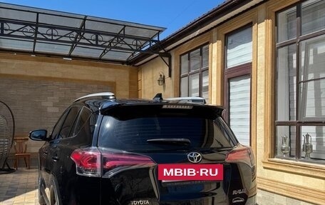 Toyota RAV4, 2017 год, 2 050 000 рублей, 11 фотография