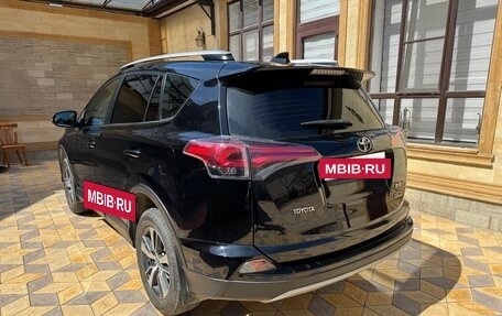 Toyota RAV4, 2017 год, 2 050 000 рублей, 7 фотография