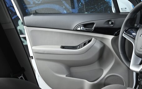 Chevrolet Orlando I, 2012 год, 995 000 рублей, 7 фотография