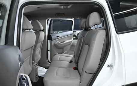 Chevrolet Orlando I, 2012 год, 995 000 рублей, 12 фотография