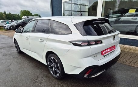 Peugeot 308, 2022 год, 2 130 000 рублей, 4 фотография