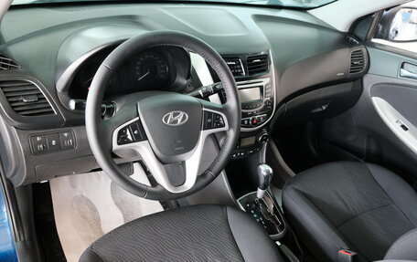 Hyundai Solaris II рестайлинг, 2012 год, 879 000 рублей, 11 фотография