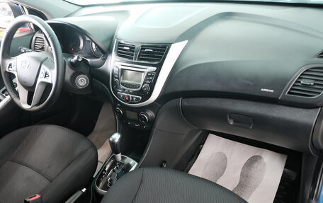 Hyundai Solaris II рестайлинг, 2012 год, 879 000 рублей, 21 фотография